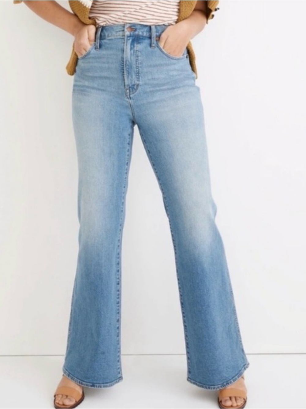 Madewell 11” High-Rise Flare. Size 29